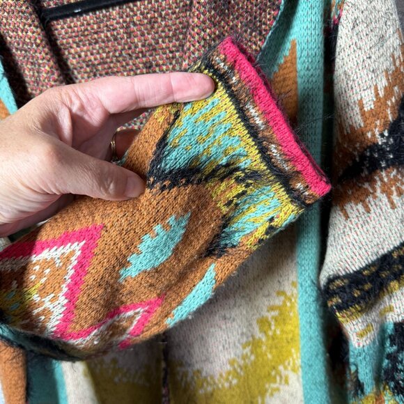 MaxSport Open 1 Button Hoodie Cardigan Eyelash Sweater XL Aztec Tribal Western - Picture 13 of 15